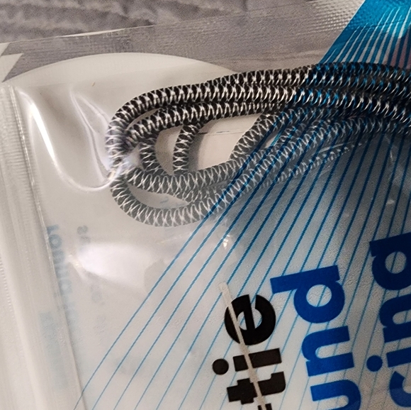 Xpand No Tie Round Laces Set - Original Kickstarter - Picture 4 of 4